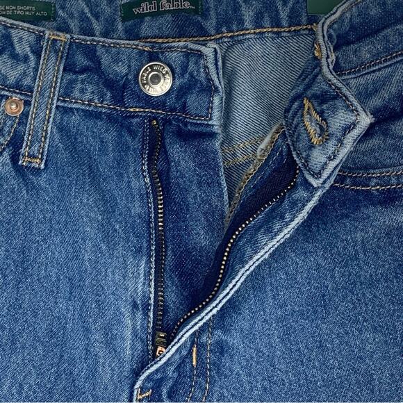 Wild Fable NWT Highest Rise Mom Shorts Blue 5 Working Pockets Size 4 - Picture 3 of 9